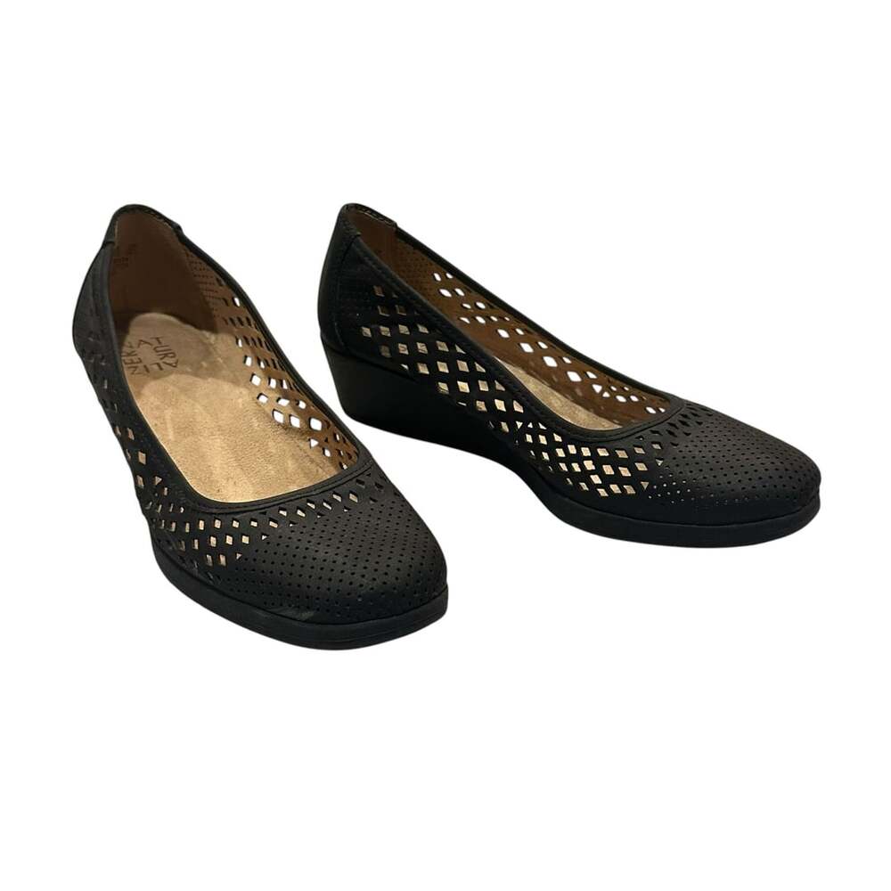 Naturalizer Brina Wedge Pump Size 7.5M Black Laser Cut